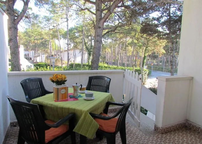 Charming Cottage In A Quiet Area - Beahost